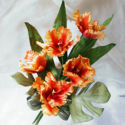 大輪のチューリップ(アームブーケ)